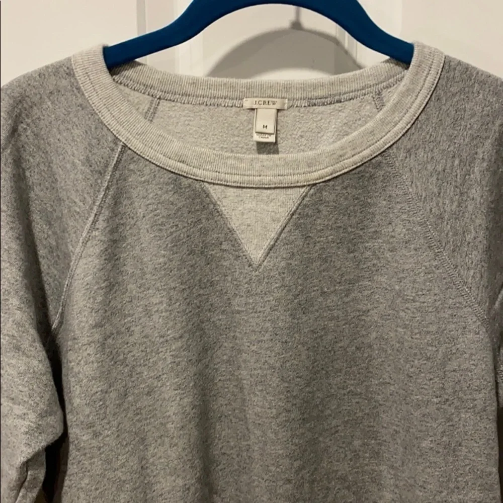 EUC J Crew Classic Crew Sweatshirt Medium